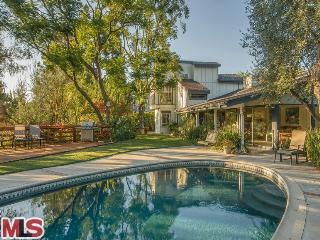 2147 Stradella Road Los Angeles, CA 90077 - Photo 1 of 1