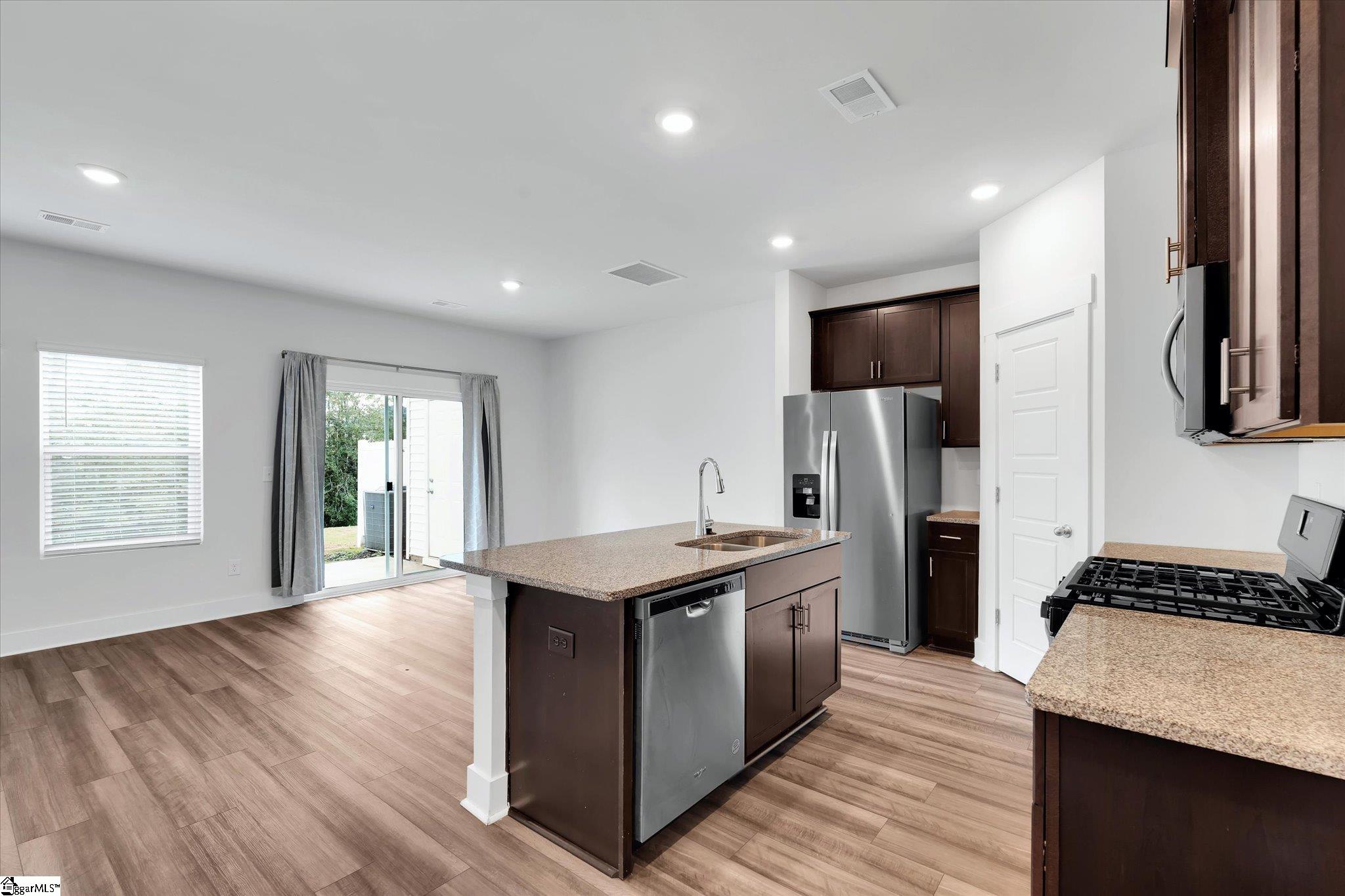 41 Beachley Place Simpsonville, SC 29680 - Photo 5 of 24