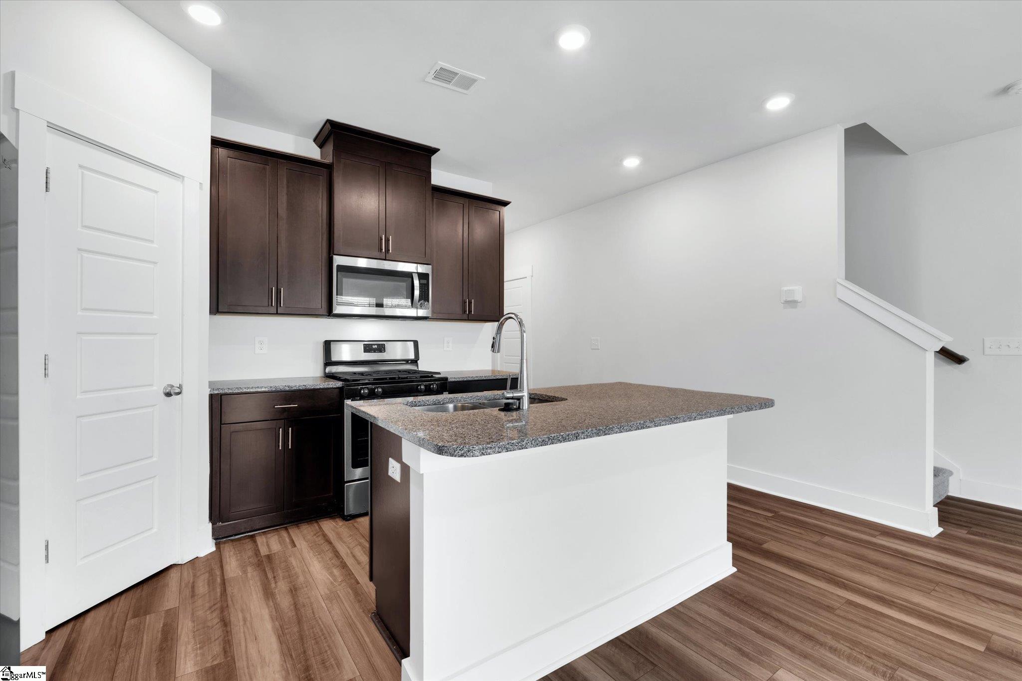 41 Beachley Place Simpsonville, SC 29680 - Photo 9 of 24