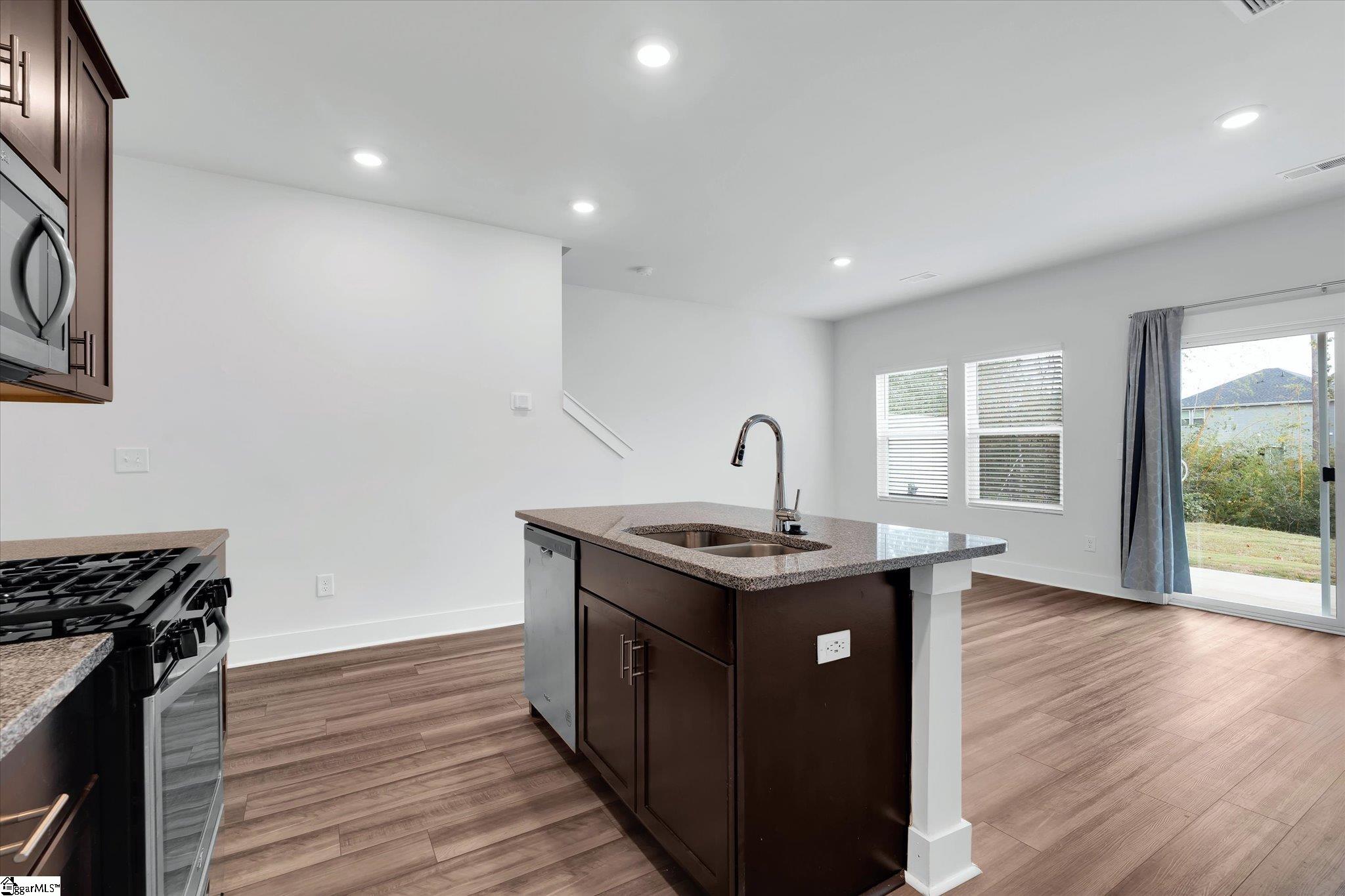 41 Beachley Place Simpsonville, SC 29680 - Photo 10 of 24