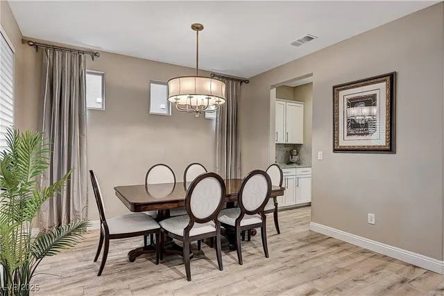 $4,000 | 339 Rezzo Street, Las Vegas, NV 89138