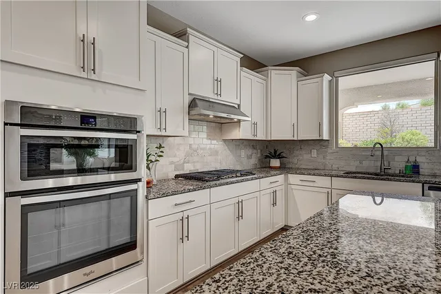 $4,000 | 339 Rezzo Street, Las Vegas, NV 89138