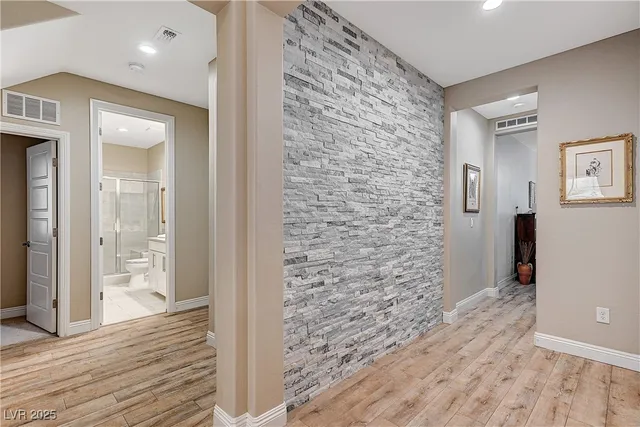 $4,000 | 339 Rezzo Street, Las Vegas, NV 89138