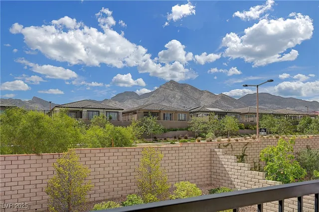 $4,000 | 339 Rezzo Street, Las Vegas, NV 89138