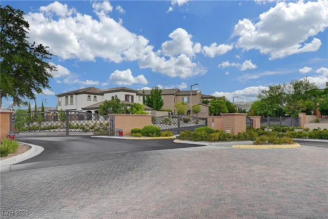 $4,000 | 339 Rezzo Street, Las Vegas, NV 89138