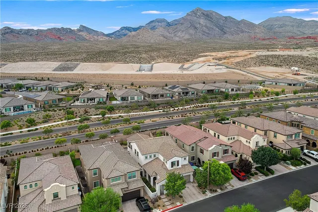 $4,000 | 339 Rezzo Street, Las Vegas, NV 89138