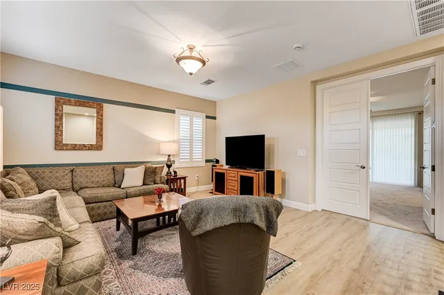 $4,000 | 339 Rezzo Street, Las Vegas, NV 89138