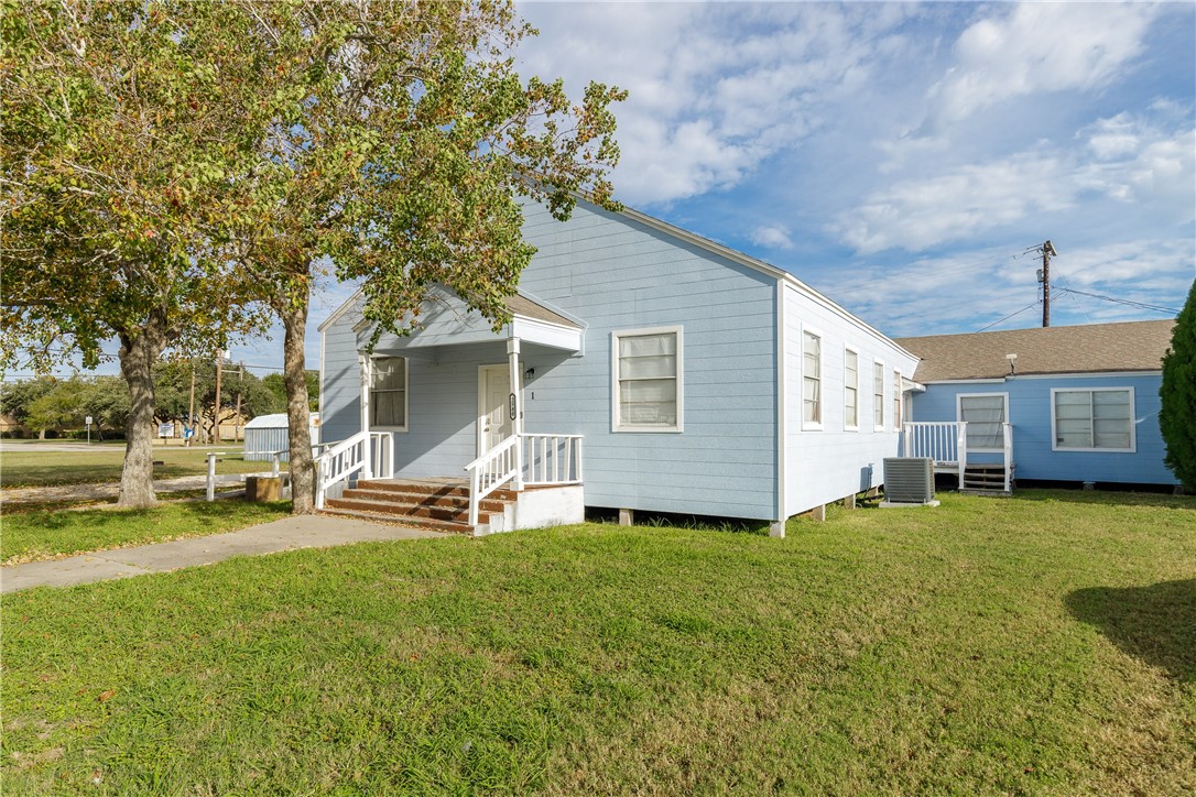 2580 5th Street Ingleside, TX 78362 - Photo 2 of 28 TRIPLEX - 2580 Fifth St