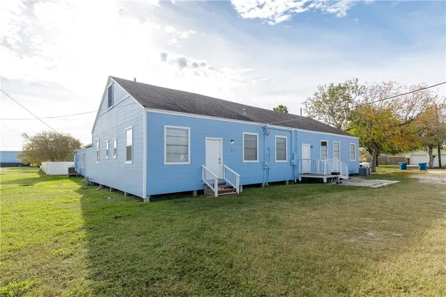 $369,900 | 2580 5th Street, Ingleside, TX 78362