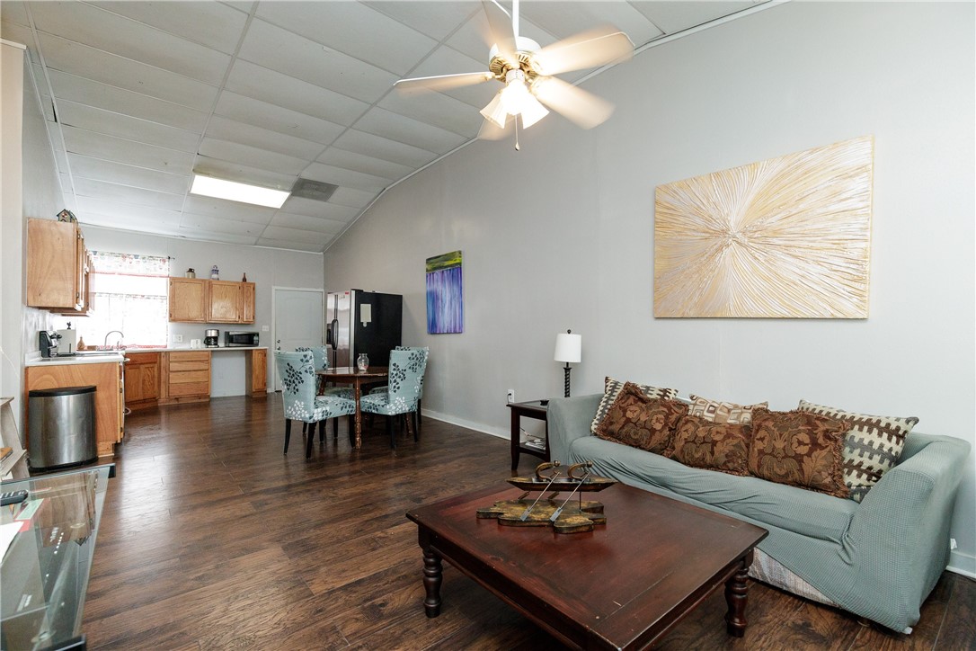 2580 5th Street Ingleside, TX 78362 - Photo 9 of 28 Unit 1 Living Room