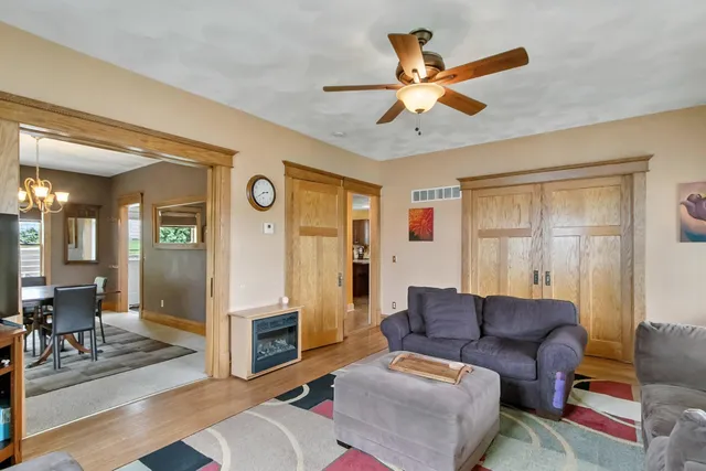 $379,900 | 319 5th, New Glarus, WI 53574