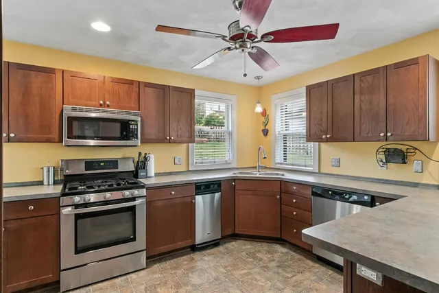 $379,900 | 319 5th, New Glarus, WI 53574