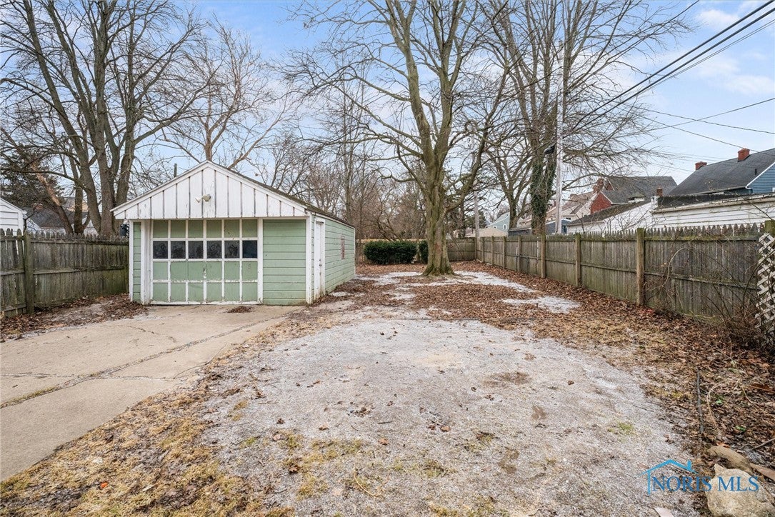 1229 Corbin Road Toledo, OH 43612 - Photo 32 of 32 Gallery Image 32
