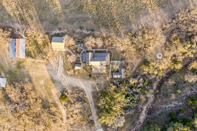 $1,950,000 | 9402 Doss-Spring Creek Road, Doss, TX 78618