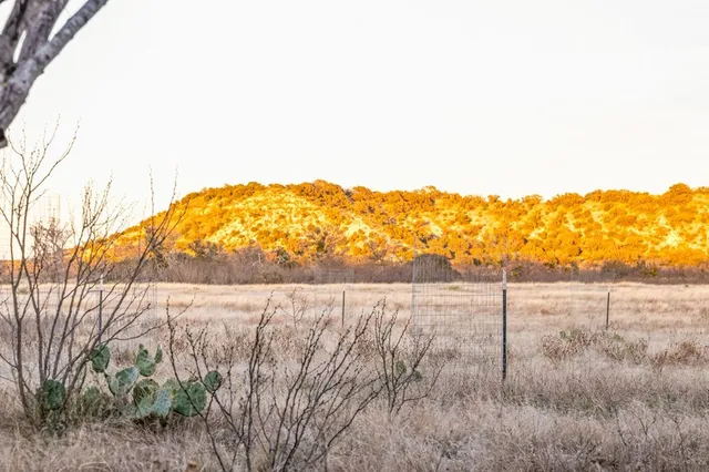 $1,950,000 | 9402 Doss-Spring Creek Road, Doss, TX 78618