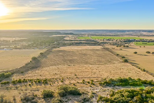 $1,950,000 | 9402 Doss-Spring Creek Road, Doss, TX 78618