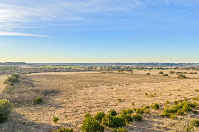 $1,950,000 | 9402 Doss-Spring Creek Road, Doss, TX 78618