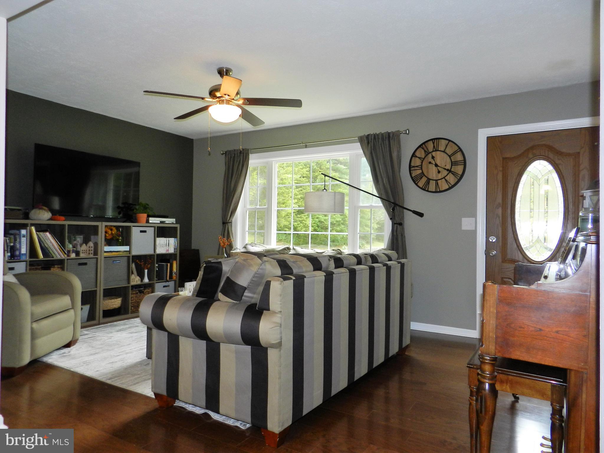 15690 Oakland Road Reva, VA 22735 - Photo 3 of 31