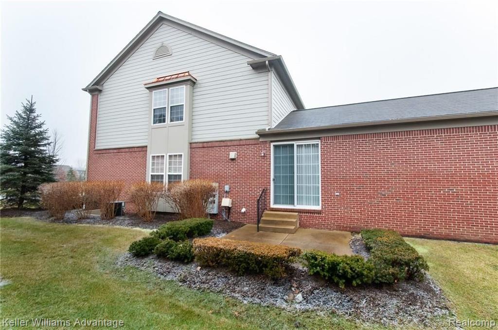 49788 Potomac Road Canton, MI 48188 - Photo 2 of 36