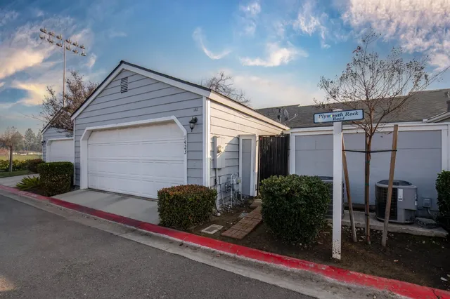 $254,000 | 1423 Plymouth Rock Way, Clovis, CA 93612