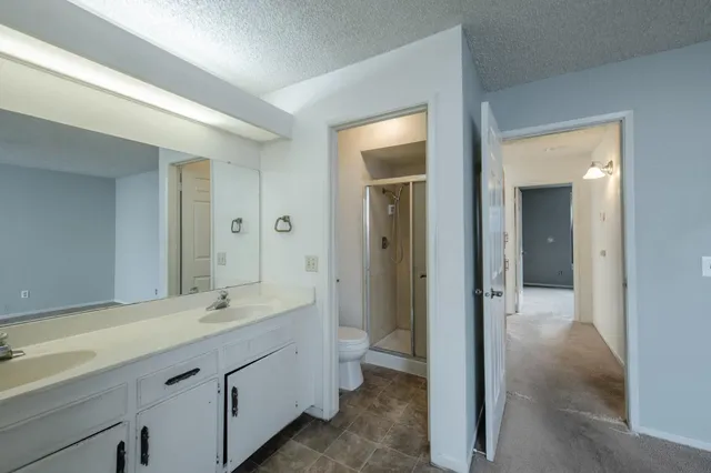 $254,000 | 1423 Plymouth Rock Way, Clovis, CA 93612