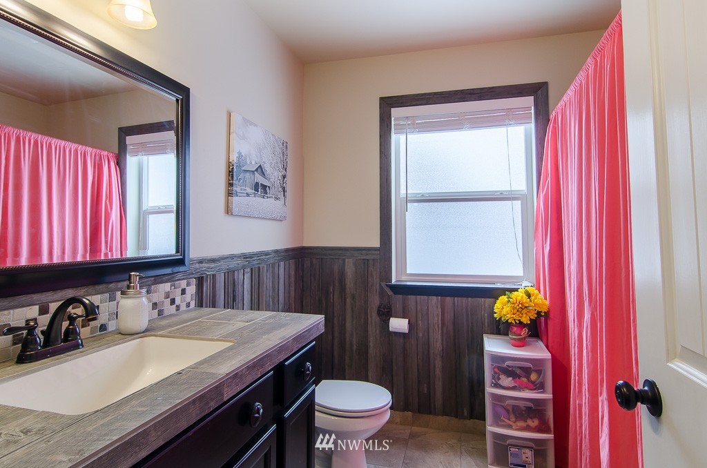 4138 Curtis Road Bellingham, WA 98225 - Photo 17 of 25