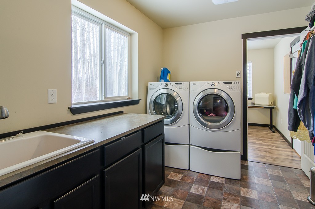 4138 Curtis Road Bellingham, WA 98225 - Photo 19 of 25