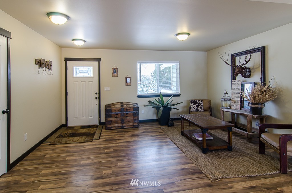 4138 Curtis Road Bellingham, WA 98225 - Photo 4 of 25