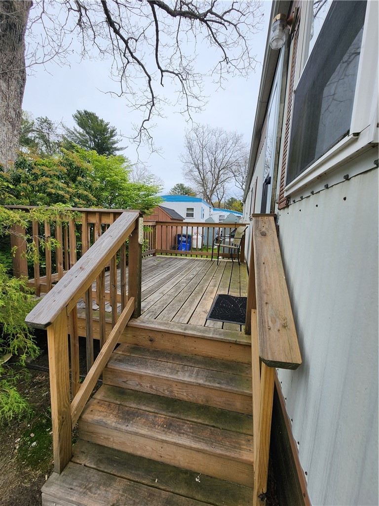 13 Ln 2 Coventry, RI 02816 - Photo 5 of 17