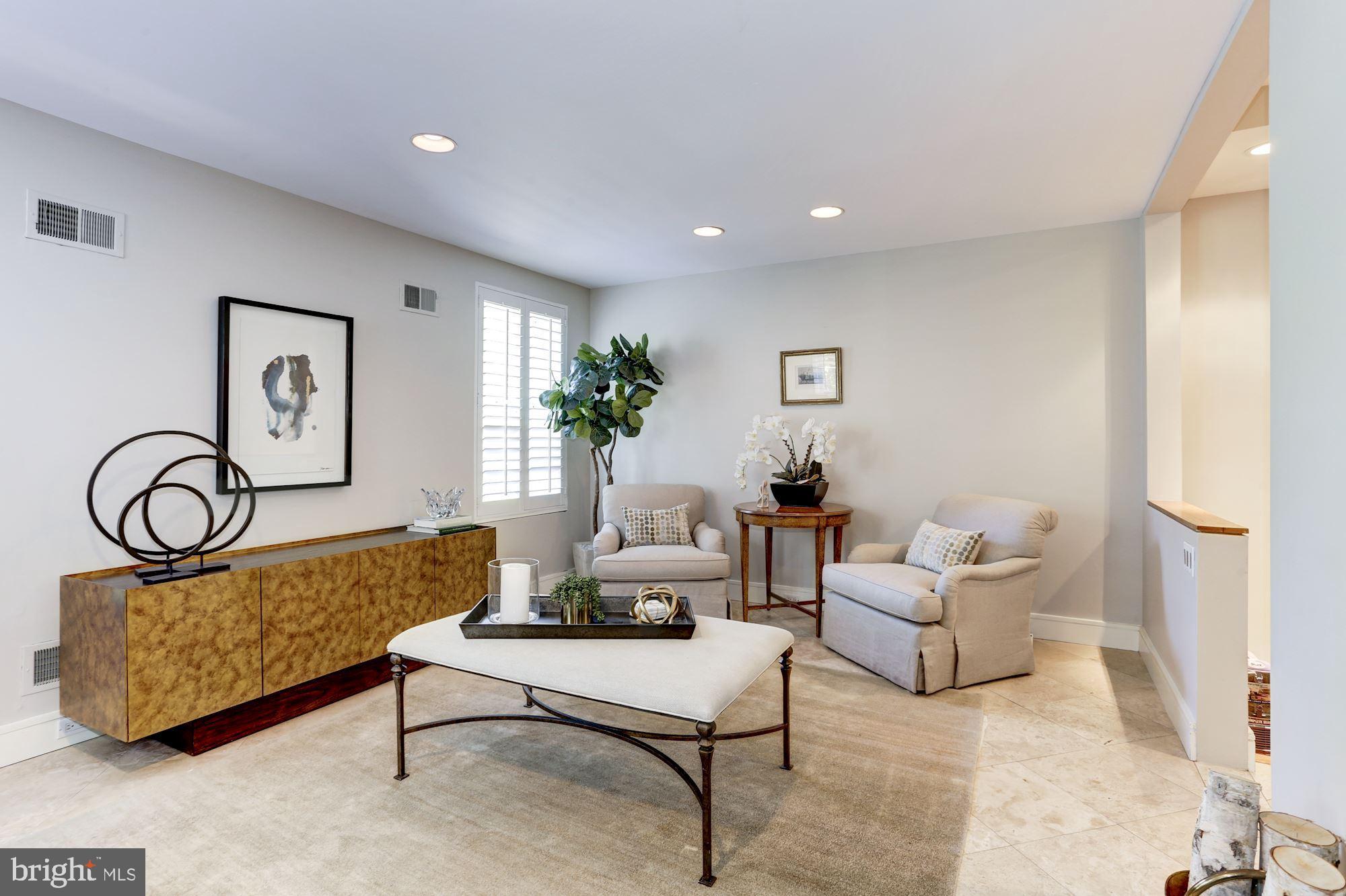 1752 Park Road Northwest, Unit A Washington, DC 20010 - Photo 14 of 55 Bright and large living area!