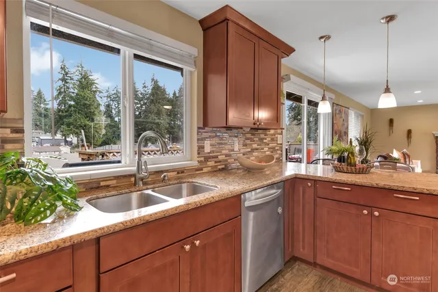 $489,950 | 6809 East Tonia Street, Tacoma, WA 98404