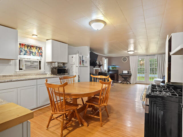 112 Dow Road Orrington, ME 04474 - Photo 9 of 30 IMG_0680
