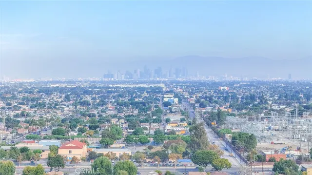 $659,900 | 946 East 104th Street, Los Angeles, CA 90002