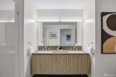 $995,000 | 45 Bartlett Street, Unit 206, San Francisco, CA 94110