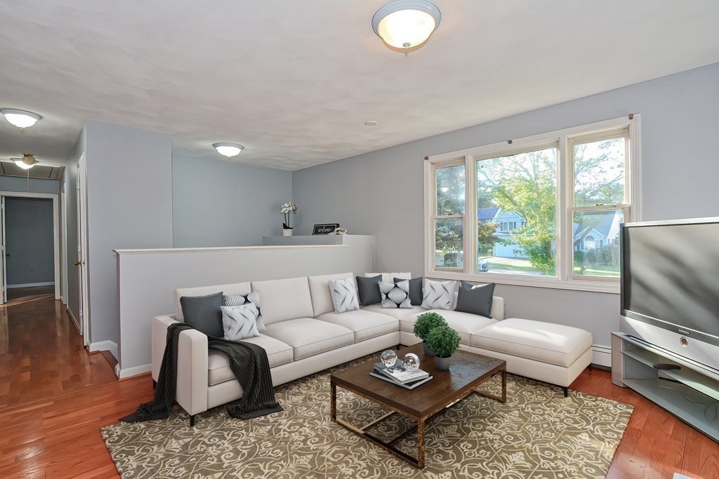 3 Henley Road Acton, MA 01720 - Photo 4 of 26 Gallery Image 4