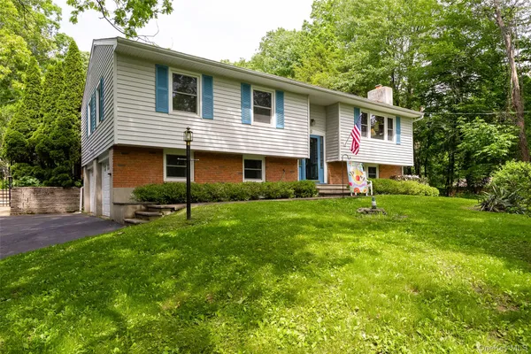 $595,000 | 16 Dose Road, Wappingers Falls, NY 12590