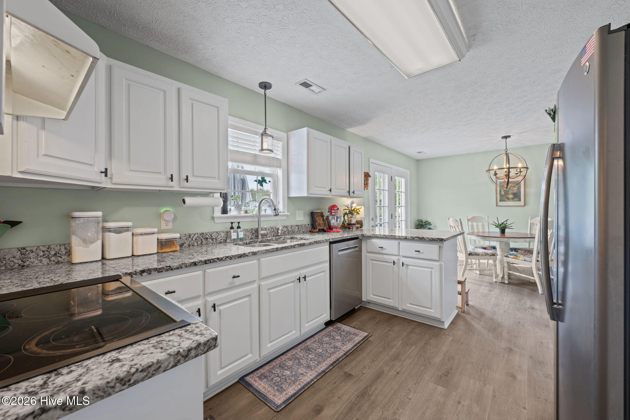 615 Fox Ridge Court Havelock, NC 28532 - Photo 20 of 40 kitchen with granite countertops