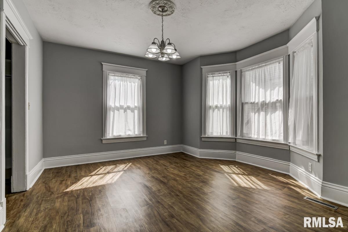 808 South MacArthur Boulevard Springfield, IL 62704 - Photo 17 of 34 Gallery Image 17