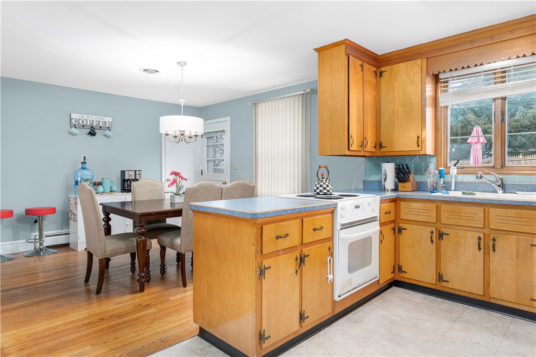 2 Mathew Road Tiverton, RI 02878 - Photo 12 of 27 Gallery Image 12