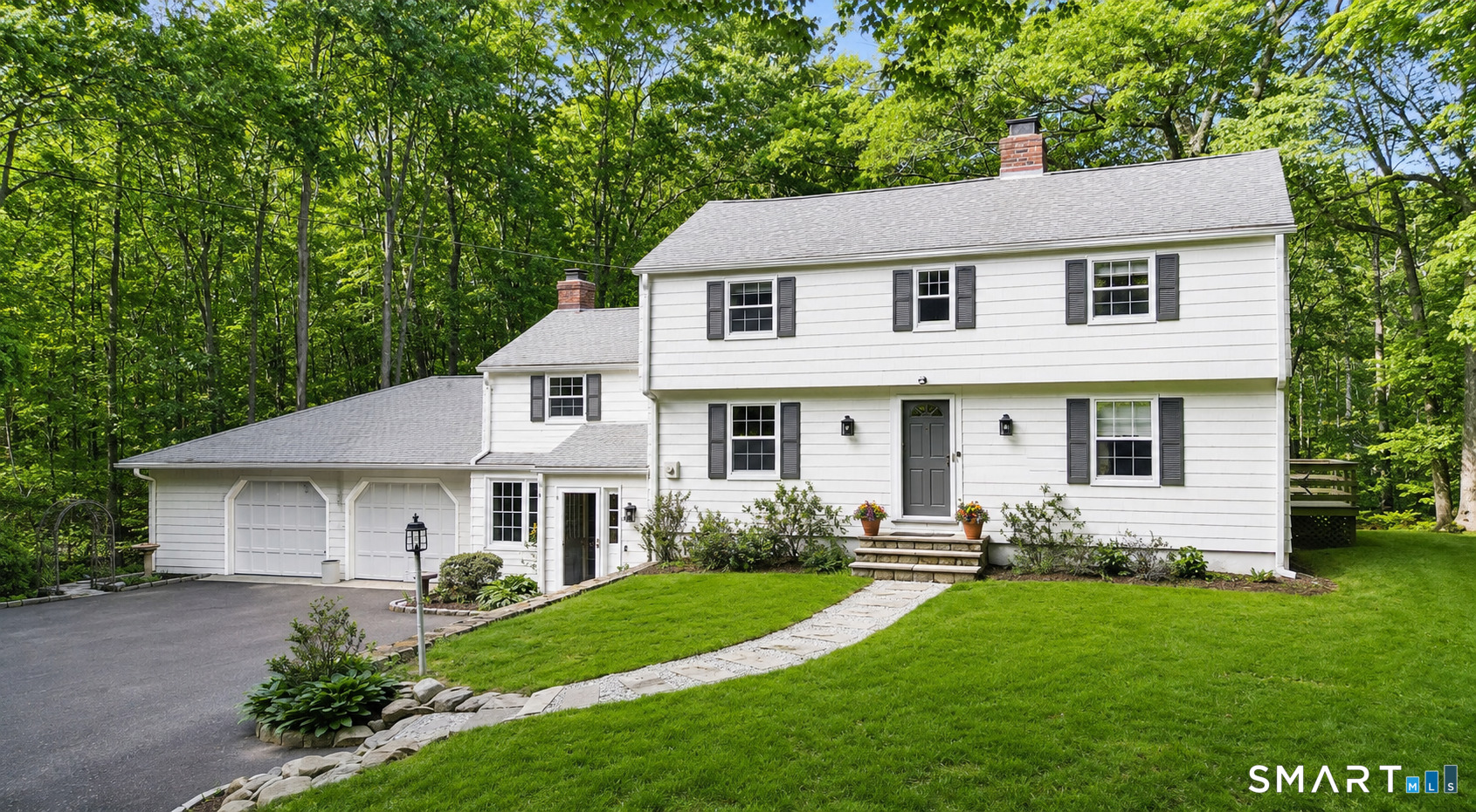 493 Valley Road New Canaan, CT 06840 - Photo 1 of 26