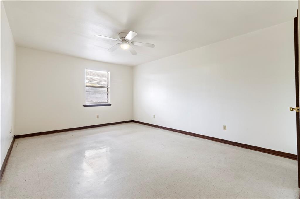 4289 Lac Saint Pierre Drive, Unit 202 Harvey, LA 70058 - Photo 4 of 15