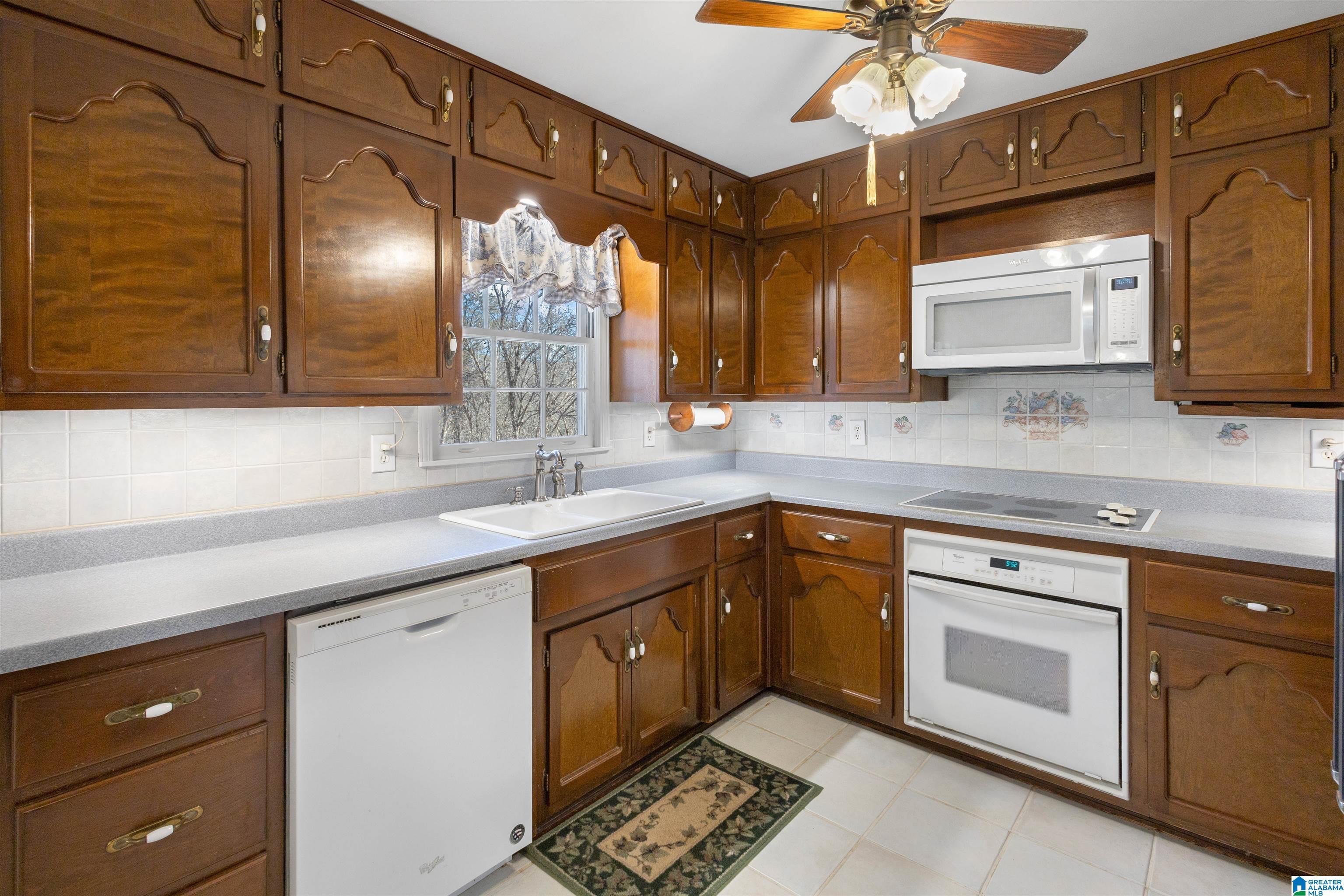 4878 Vise Road Pinson, AL 35126 - Photo 17 of 37