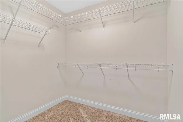 $348,500 | 1809 Spartan Drive, Chatham, IL 62629