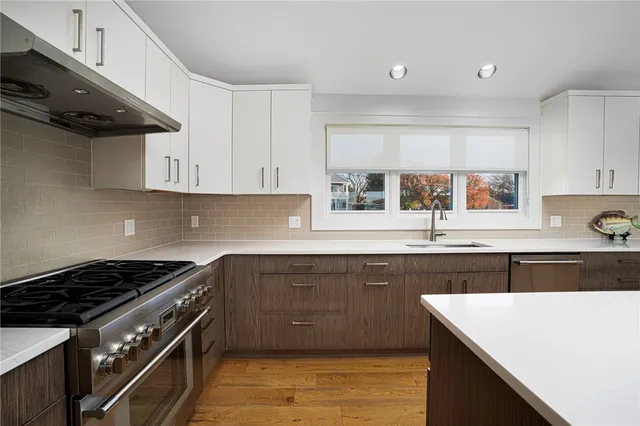 $1,995,000 | 209 Carpenter Drive, South Kingstown, RI 02879