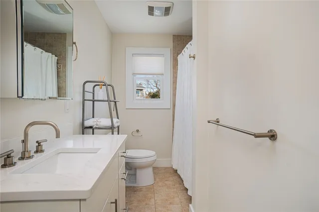 $1,995,000 | 209 Carpenter Drive, South Kingstown, RI 02879