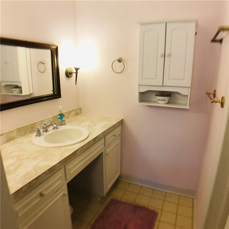 811 White Farm Road Indiana, PA 15701 - Photo 21 of 25 Master bath