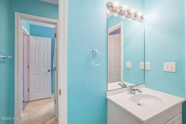 $1,695,000 | 3904 Emerald Drive, Emerald Isle, NC 28594