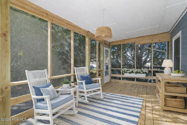 $1,595,000 | 3904 Emerald Drive, Emerald Isle, NC 28594