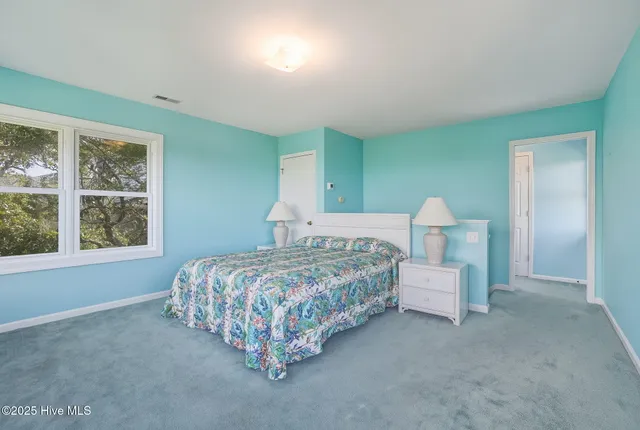 $1,695,000 | 3904 Emerald Drive, Emerald Isle, NC 28594