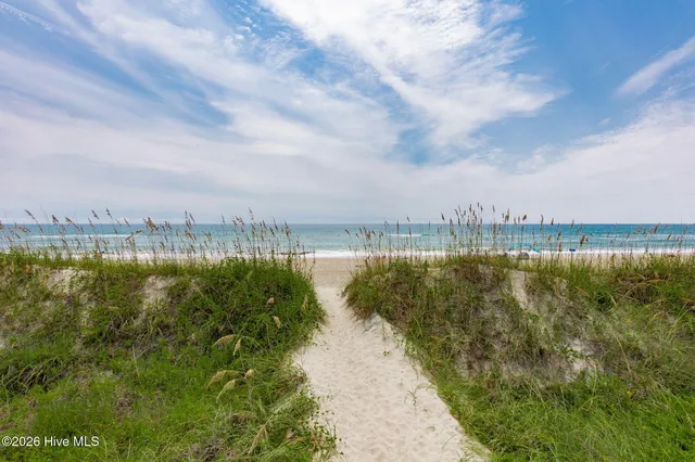 $1,595,000 | 3904 Emerald Drive, Emerald Isle, NC 28594